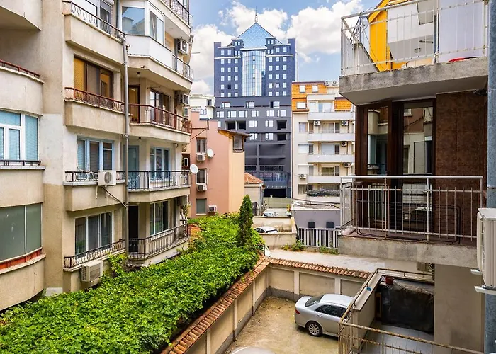 Two Stylish 1bd With Desk In Karshiaka By Flat Manager Plovdiv