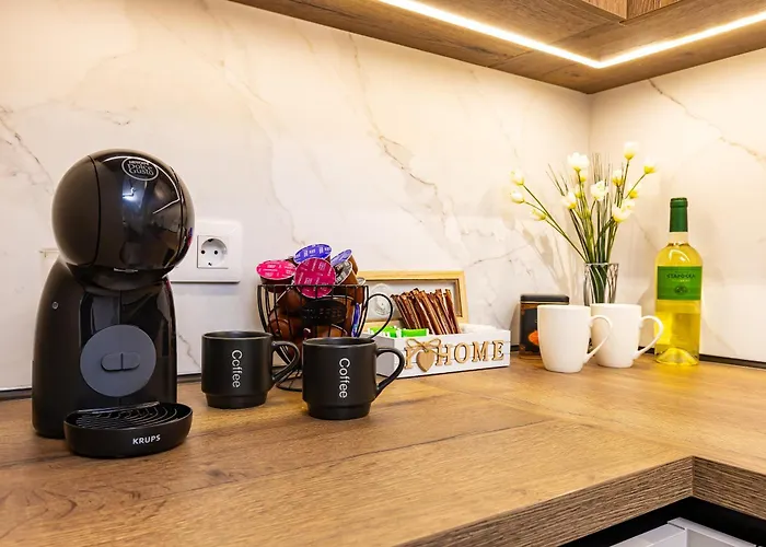 Appartement Two Stylish 1bd With Desk In Karshiaka By Flat Manager