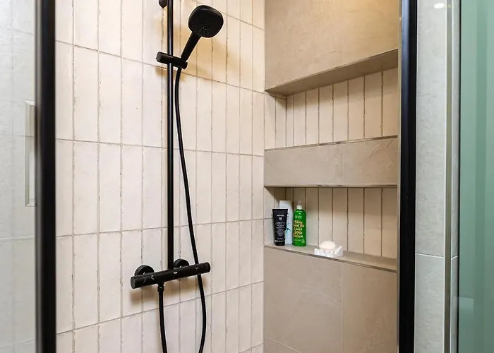 Two Stylish 1bd With Desk In Karshiaka By Flat Manager Appartement