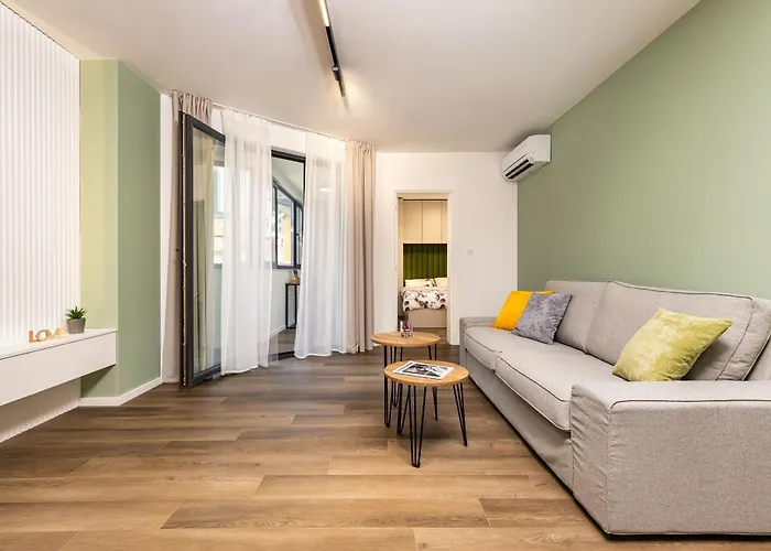 Two Stylish 1bd With Desk In Karshiaka By Flat Manager Appartement *