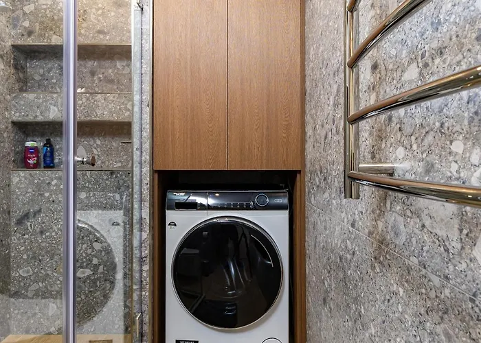 Two Stylish 1bd With Desk In Karshiaka By Flat Manager 普罗夫迪夫